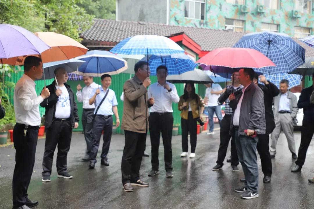 “學(xué)習(xí)百年黨史，重走紅軍道路，傳承紅色基因”主題黨日活動(dòng)
