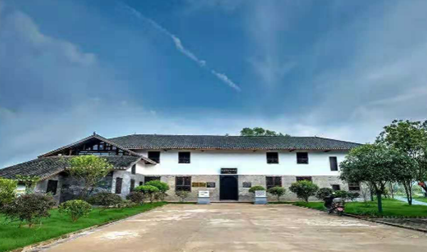 平江縣星火燎原紅色文化教育培訓(xùn)學(xué)校有限公司,平江黨建,研學(xué),紅色精神 